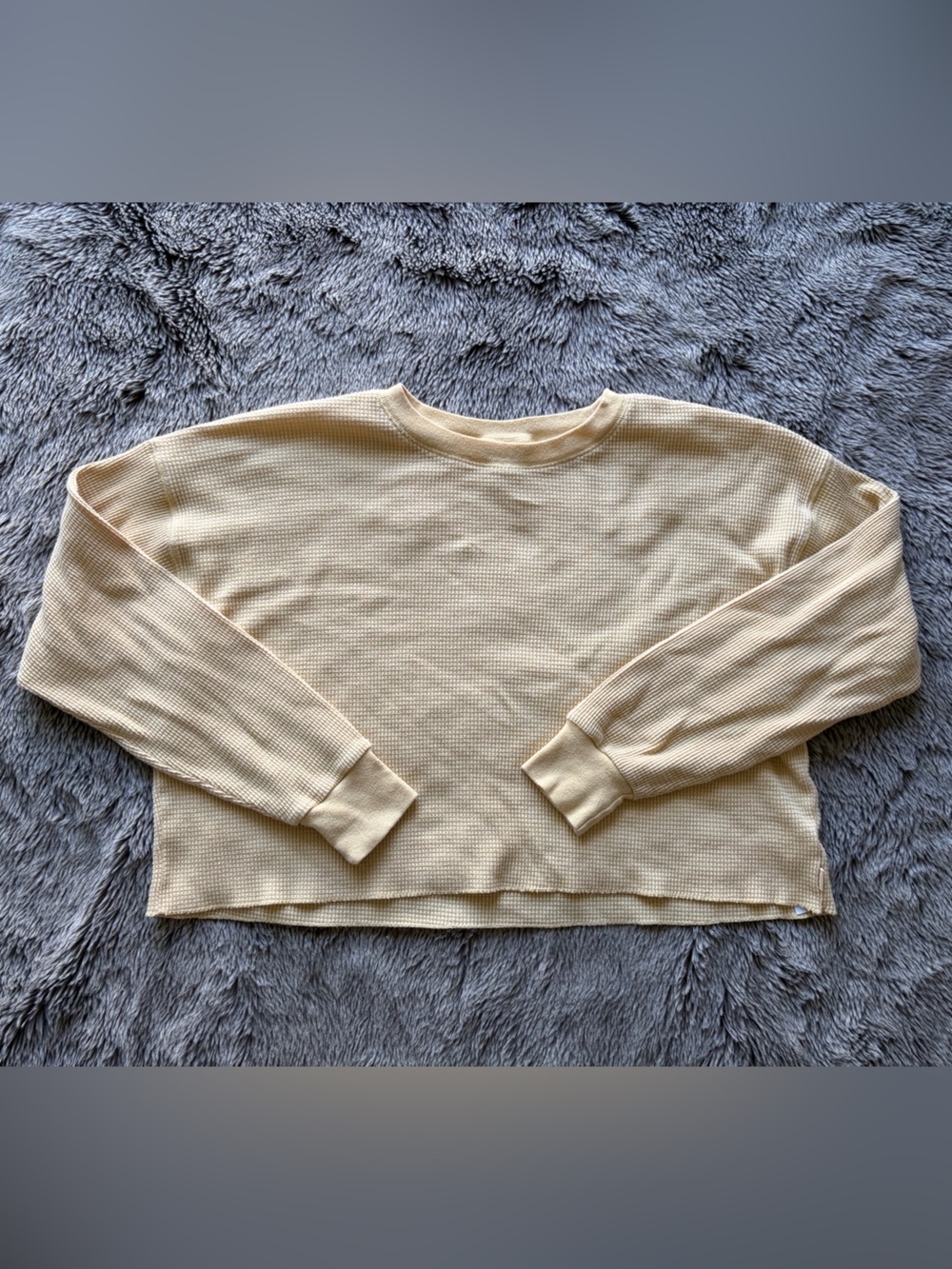 ✨2/25✨Tna Butter Yellow Long-sleeve
